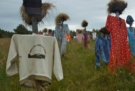 Lạ lùng “cánh đồng bù nhìn” ở Phần Lan - 4 Minh Anh