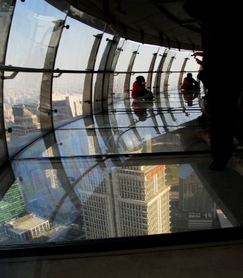 Chiếc cầu Skybrige trên độ cao 170m, dài 158m