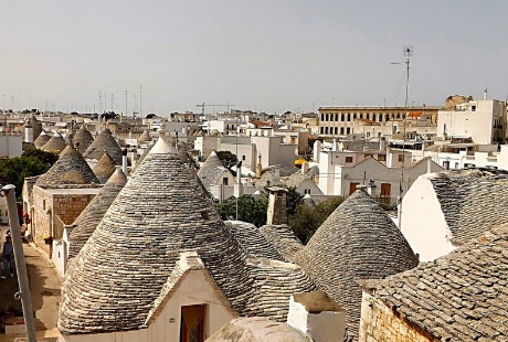 Độc đáo với những ngôi nhà Trulli miền Nam nước Ý