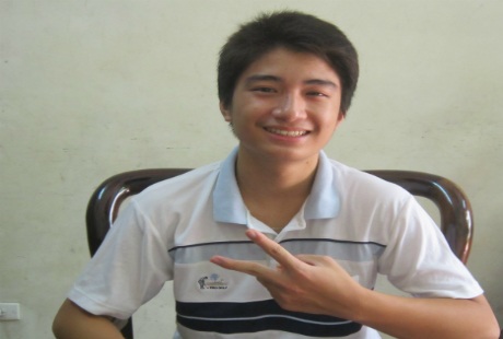 Nguyễn Thành Trung - Thủ khoa Trường ĐH Kinh tế (ĐH QGHN) (Ảnh: Nhữ Trang)