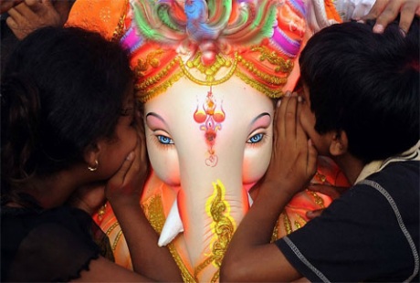 Độc đáo lễ hội tượng thần Ganesh Chaturthi ở Ấn Độ - 4 Độc đáo lễ hội tượng thần Ganesh Chaturthi ở Ấn Độ