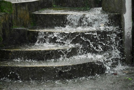 Chiêm ngưỡng vẻ đẹp của ngôi làng ẩm ướt nhất thế giới - 9 Minh Anh