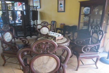 Không gian phòng khách tại ngôi nhà Di sản 87 Mã Mây