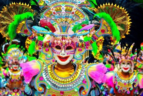 Độc đáo lễ hội "nụ cười màu mè" MassKara ở Philippines - 7 Độc đáo lễ hội nụ cười màu mè MassKara ở Philippines