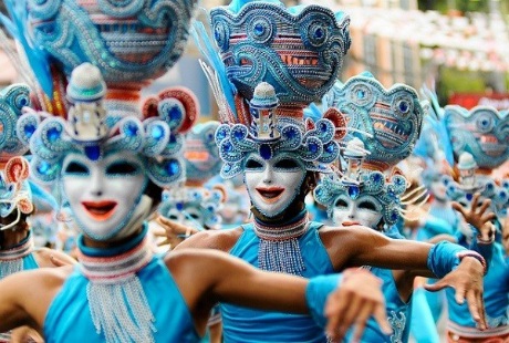 Độc đáo lễ hội "nụ cười màu mè" MassKara ở Philippines - 8 Độc đáo lễ hội nụ cười màu mè MassKara ở Philippines
