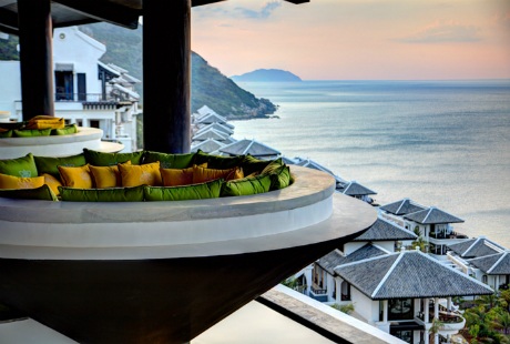 InterContinental Danang Sun Peninsula Resort giành 4 giải thưởng World Travel Awards 2014 - 3 Hệ thống nhà hàng đẳng cấp tại InterContinental
Danang Sun Peninsula Resort