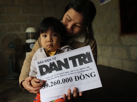 Nhờ sự quan tâm kịp thời của bạn đọc, cháu Nhi sẽ có cơ hội được điều trị bệnh