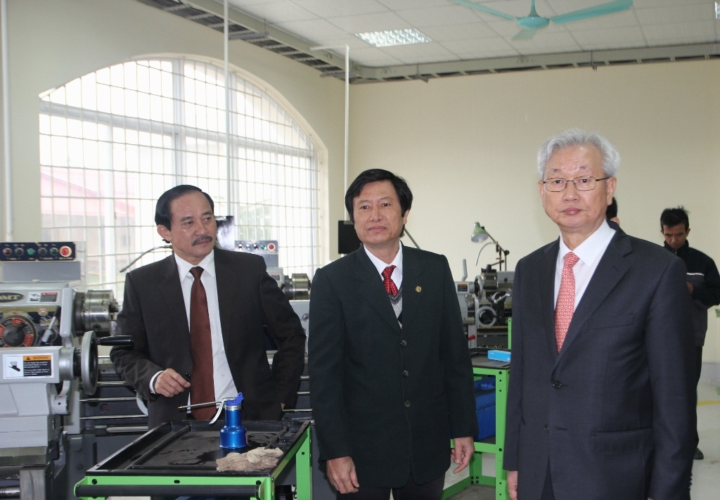 Hàn Quốc hỗ trợ gần 9,7 triệu USD thực hiện chương trình giảm nghèo - 3 Lãnh đạo tỉnh Quảng Trị mong muốn sự kiện trên là dấu mốc quan trọng