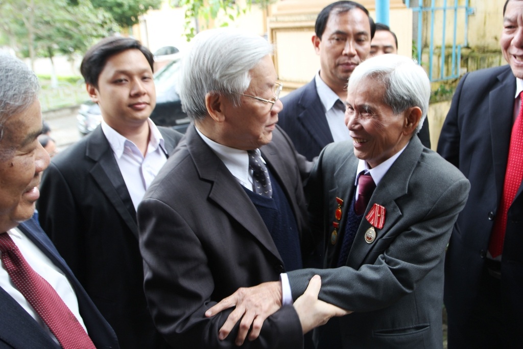 Tổng Bí thư gặp gỡ, nói chuyện thân mật với cán bộ lão thành cách mạng