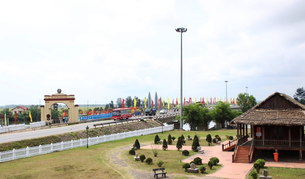 Những “ngọn cờ” bên dòng sông giới tuyến – Bài 3: Hồi sinh kỳ diệu ở “vùng đất chết” (Bài chờ)