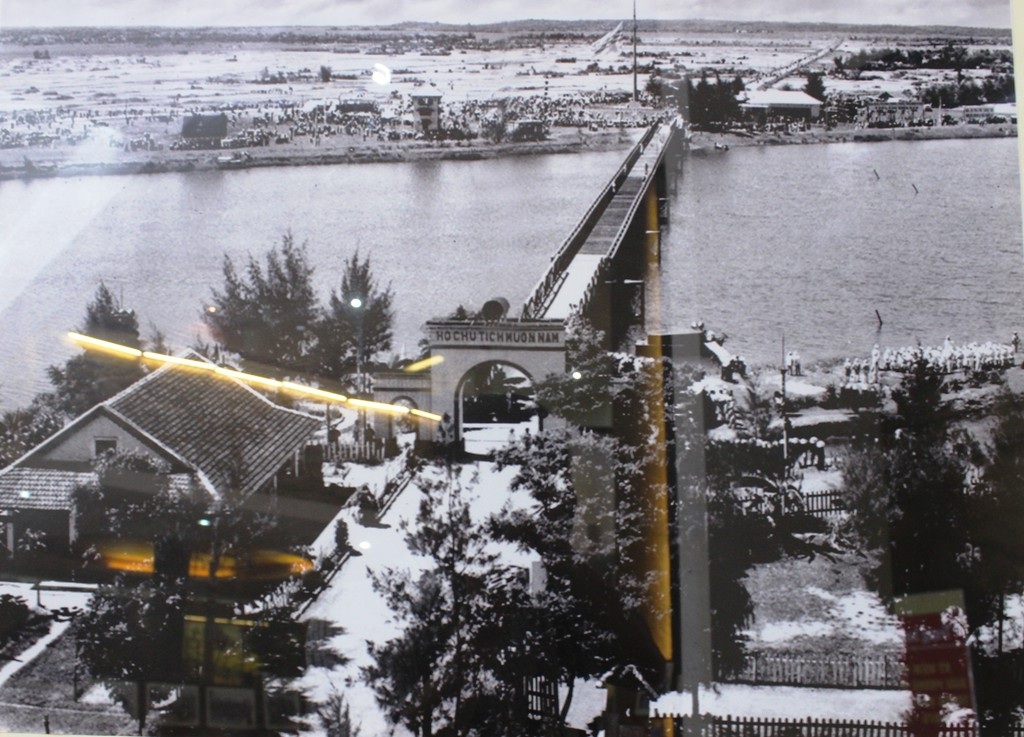 Đôi bờ Hiền Lương - Bến Hải năm 1961