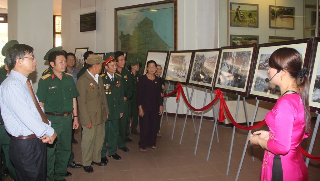 Triển lãm hơn 100 bức ảnh “Quảng Trị- Những dòng sông huyền thoại”