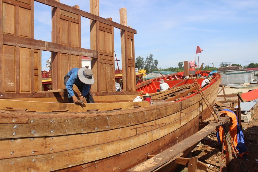 Ngư dân nuôi khát vọng đóng tàu lớn vươn khơi