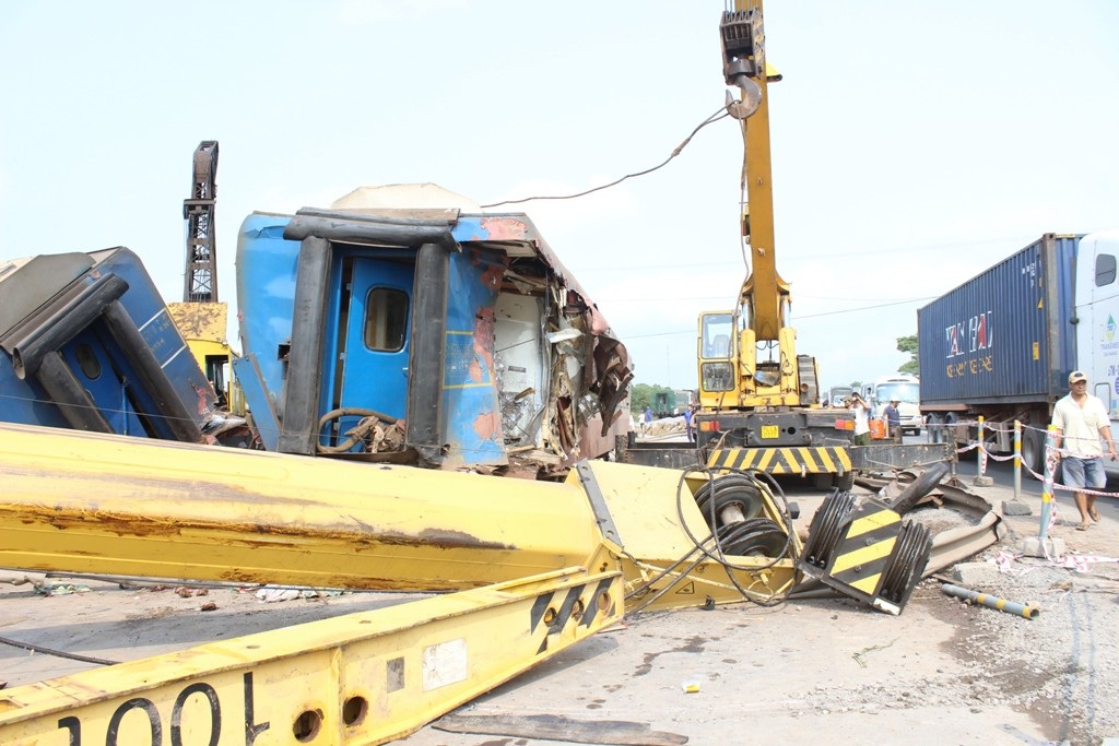 Tai nạn tàu hỏa ở Quảng Trị: Nỗ lực giải cứu các toa tàu lật - 12 Như