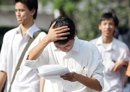 Có được đóng khung đáp số trong bài thi? - 1