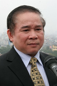 Thứ trưởng Bộ GD-ĐT: “Điểm sàn ĐH 2011 không thấp hơn mọi năm” - 1