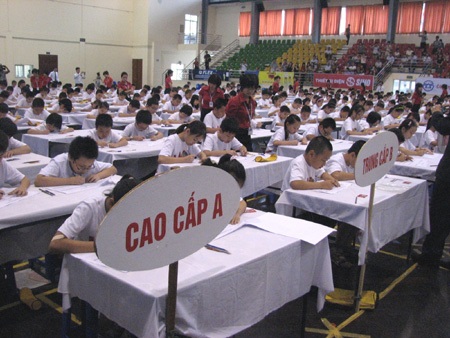 Gần 400 học sinh thi quốc gia môn “Bàn tính và số học trí tuệ U C MAS” - 1 Gần 400 học sinh thi quốc gia môn “Bàn tính và số học trí tuệ U C MAS” - 1