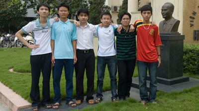 Vì sao đội tuyển Olympic Toán học Việt Nam “tụt dốc”? - 2 Vì sao đội tuyển Olympic Toán học Việt Nam “tụt dốc”? - 2