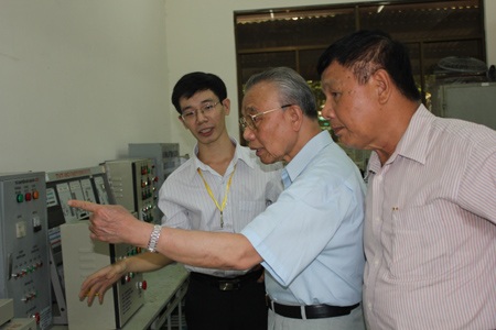 Đường vòng vào đại học - 1