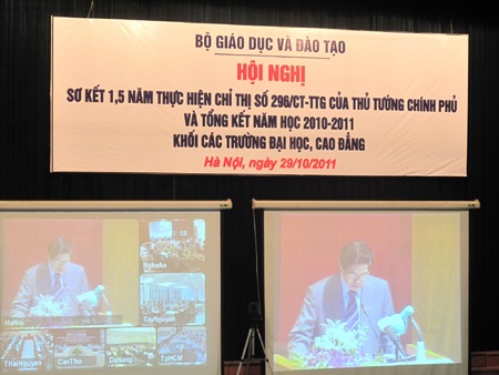 Năm 2012: Tiếp tục thi “3 chung”, giảm chỉ tiêu tuyển sinh - 1 Năm 2012: Tiếp tục thi “3 chung”, giảm chỉ tiêu tuyển sinh - 1
