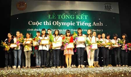 Quán quân Olympic tiếng Anh 2012: “Để học giỏi tiếng Anh không khó” - 1 Quán quân Olympic tiếng Anh 2012: “Để học giỏi tiếng Anh không khó”