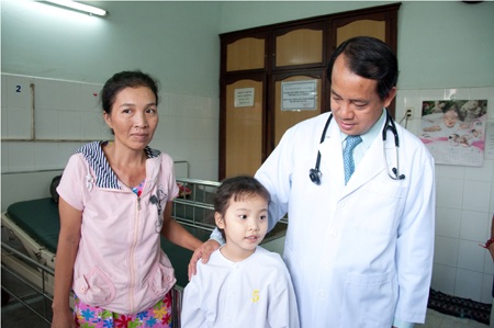 Nối thêm nhịp tim cho bệnh nhân nghèo - 2 Niềm vui của bệnh nhân khi khỏi bệnh!