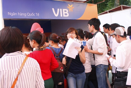 Hội chợ việc làm cho SV khối ngành Kinh tế tại Hà Nội - 1 Hội chợ việc làm cho SV khối ngành Kinh tế tại Hà Nội
