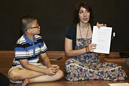 Hình thức học tiếng Anh hè tốt nhất cho trẻ? - 2