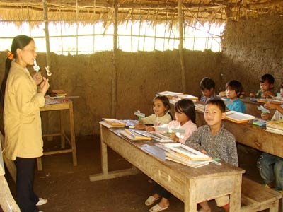 Tập trung nâng cao năng lực người thầy - 1 Giáo viên vùng cao.