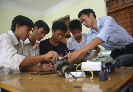 Dự kiến dành 340 tỷ đồng triển khai Đề án “Xây dựng xã hội học tập” - 1 Đề án Xây dựng Xã hội học xây dựng cuộc sống cá nhân và cộng đồng ngày càng hạnh phúc hơn.