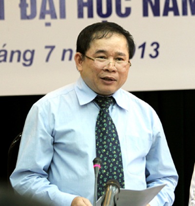 Thứ trưởng Bộ GD-ĐT Bùi Văn Ga.