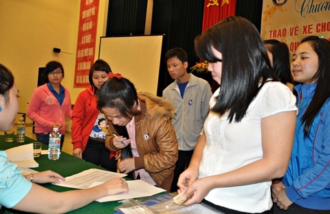 Hiện nay, nhiều sinh viên ra trường không kiếm được việc làm.