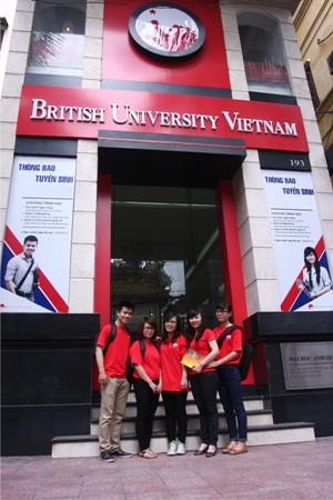 Chính sách học phí tích cực của British University Vietnam năm học 2013 - 2014 - 1 Sinh viên British University Vietnam.