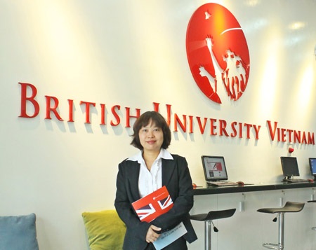 Học được gì từ chương trình Dự bị ĐH tại British University Vietnam? - 2 Bà Lê Thị Minh Thảo - Giám đốc Marketing và Tuyển sinh Đại học British University Vietnam.