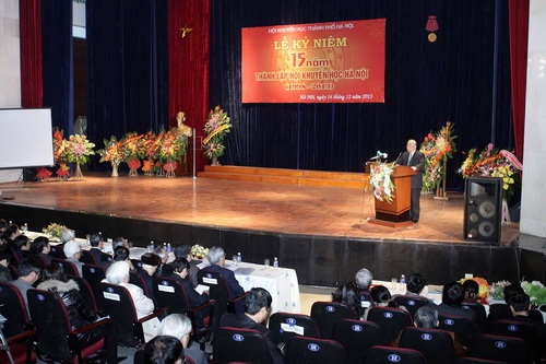 Hà Nội: Kỷ niệm 15 năm ngày thành lập Hội Khuyến học - 1 Hà Nội: Kỷ niệm 15 năm ngày thành lập Hội Khuyến học