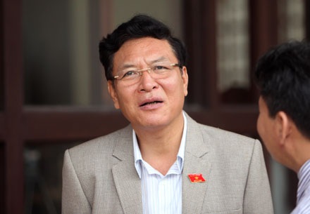 Bộ trưởng Bộ GD-ĐT Phạm Vũ Luận.