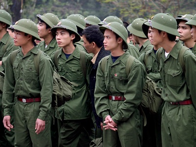 Đi ôn thi đại học có phải chấp hành nghĩa vụ quân sự? - 1 Đi ôn thi đại học vẫn phải thực hiện Luật Nghĩa vụ quân sự.