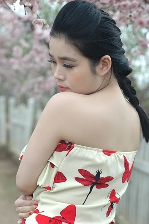 Trương Ngọc Linh vững vàng với dòng nhạc xưa - 1 Trương Ngọc Linh