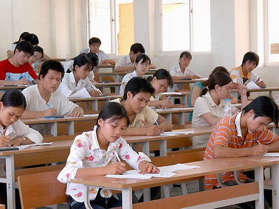 Điểm sàn đại học, cao đẳng 2014 cần được xây dựng như thế nào? - 1 Điểm sàn là ngưỡng tối thiểu để vào ĐH, CĐ trong thi 3 chung hiện nay.