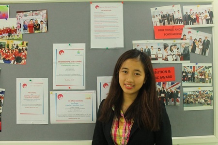 British University Vietnam luôn chú trọng hướng nghiệp cho sinh viên - 4 Bạn Nguyễn Mai Chi, một trong 04 quán quân của Học bổng Hoàng tử Andrew năm 2013