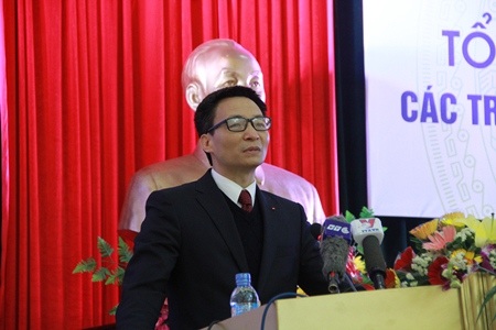 Phó Thủ tướng Vũ Đức Đam: Tạo sân chơi bình đẳng giữa đại học công và tư - 3 Các đại biểu tại hội nghị