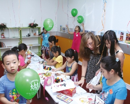 Trải nghiệm lớp học mẫu cùng con tại Language Link - 2 Khóa học được thiết kế theo tiêu chuẩn quốc tế.