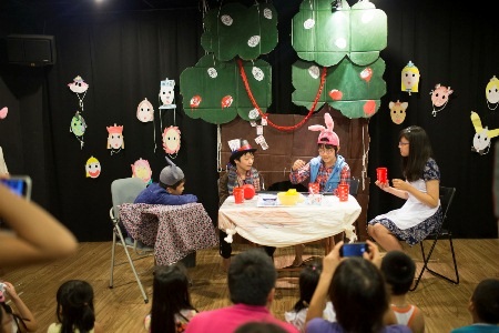 Học tiếng Anh bằng việc hóa thân vào các vở kịch