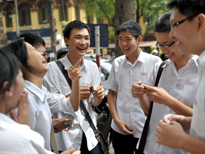 Thí sinh vẫn đổ xô chọn ngành đã cảnh báo thất nghiệp - 1 Nhiều thí sinh vẫn chưa biết cách chọn trường phù hợp với năng lực của mình (Ảnh minh họa)