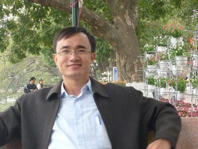 Cách làm bài đạt điểm cao môn thi Vật lí tốt nghiệp 2014 - 1 Thầy giáo Nguyễn Mạnh Nghĩa, Khoa Vật lí, Trường Đại học Sư Phạm HN
