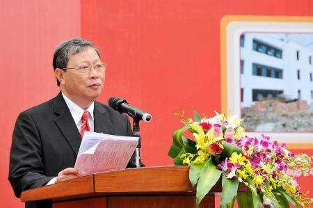Đẩy mạnh và phát triển mô hình trường song ngữ chất lượng cao - 1 Đẩy mạnh và phát triển mô hình trường song ngữ chất lượng cao