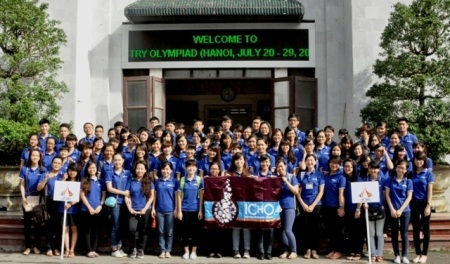 Việt Nam làm trưởng ban chuyên môn đề thi Olympic Hóa học quốc tế - 3 Đội sinh viên tình nguyện hoạt động tại IchO.
