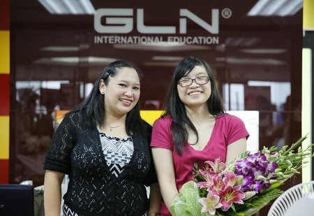 8.0 IELTS chỉ trong vòng... 2 tháng ôn luyện - 1 Nguyễn Thủy Tiên với cô giáo dạy Tiếng Anh của mình