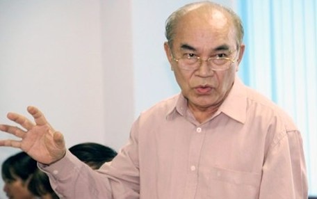 3 phương án thi: Vẫn tranh cãi nảy lửa chọn phương án! - 3 GS Lâm Quang Thiệp
