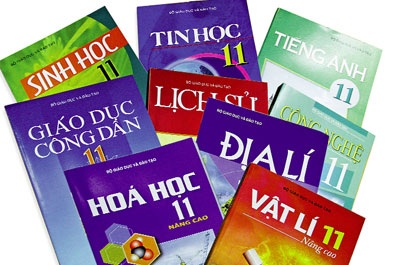 Nhiều bộ sách giáo khoa: Phải được kiểm định chặt chẽ! - 1 Nhiều bộ sách giáo khoa, ai kiểm định chất lượng?